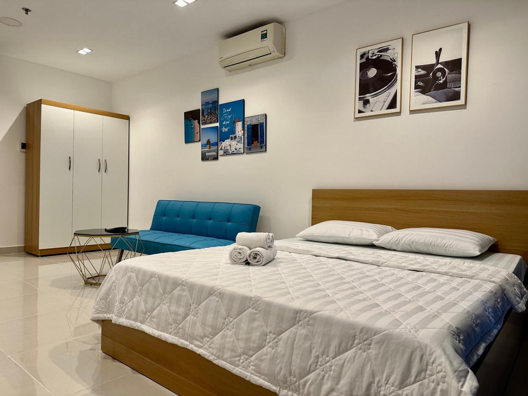 Teddy Apartment At Sky Center Luxury Хошимин Екстериор снимка