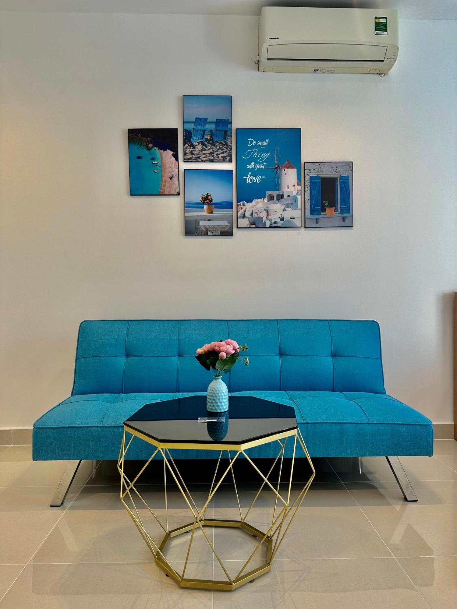 Teddy Apartment At Sky Center Luxury Хошимин Екстериор снимка